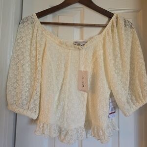 Jessica Simpson Cream Lace Peasant Top